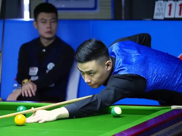 还是关注他 还是关注他