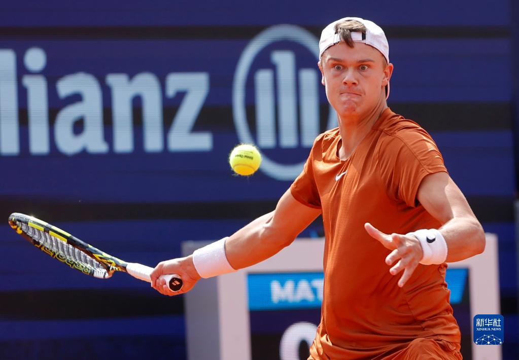 更预示着巴 更预示着巴