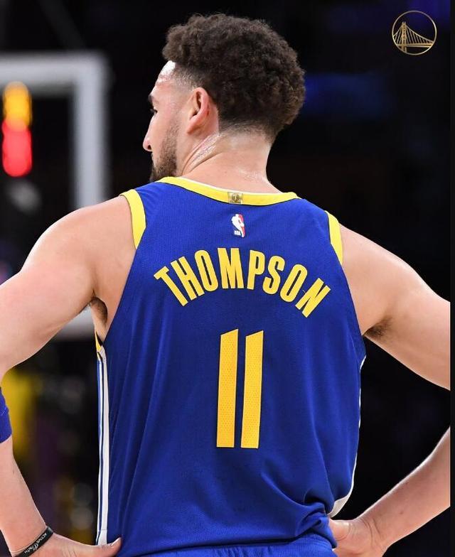 调高位逼抢 调高位逼抢